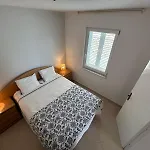 Seasalt Apartment *