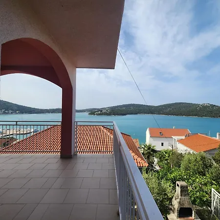 Seasalt Apartmán Tisno